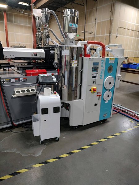 224 Ton 5.5 Oz Shot Size Nissei DCX200III-25A Injection Molding Machine, 2023 – Dryer, Temp Controller, Granulator