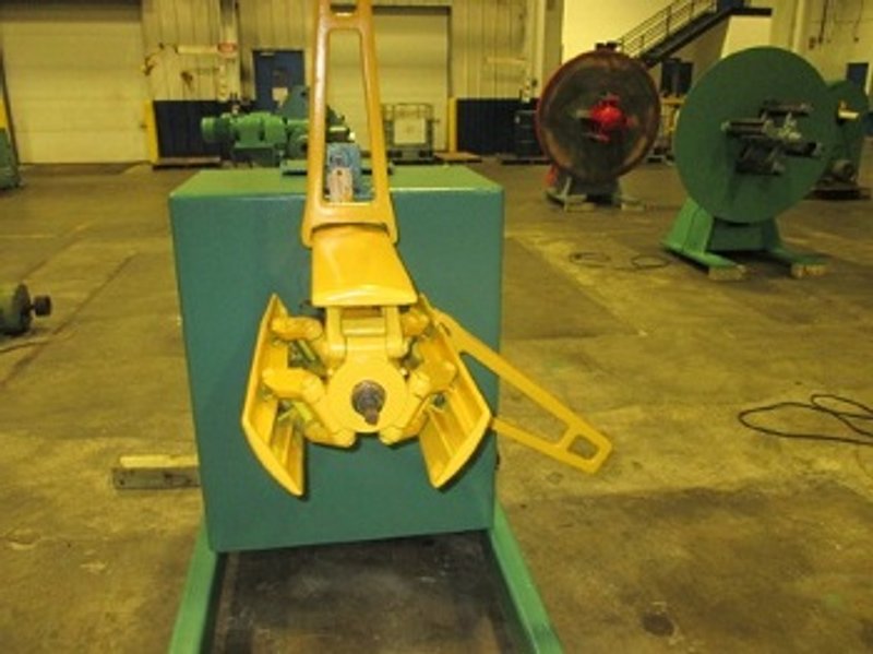 6,000 LBS. REGAL # 18SPR-ACB UNCOILER / PAYOFF