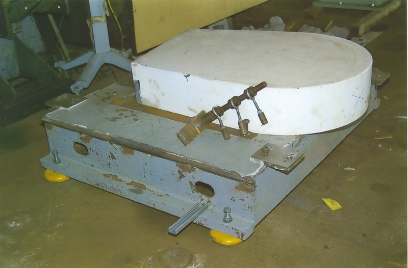 BESLY # 926 TWIN HYD. VERTICAL SPRING GRINDER