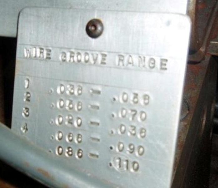 DUAL TORSION SPRING WINDER