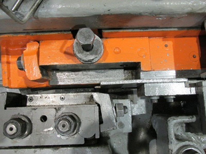 MANVILLE # 3-B (# 20) THREAD ROLLER