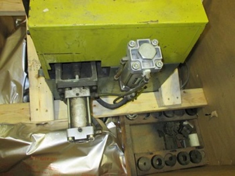 SOCO EF-PV-52 TUBE AND BAR END FINISHING MACHINE