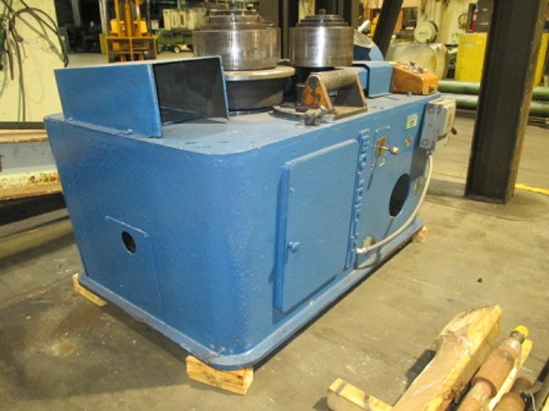 BOLDERINI # BSA-16M BAR STOCK ROLL FEED ANGLE BENDING ROLL