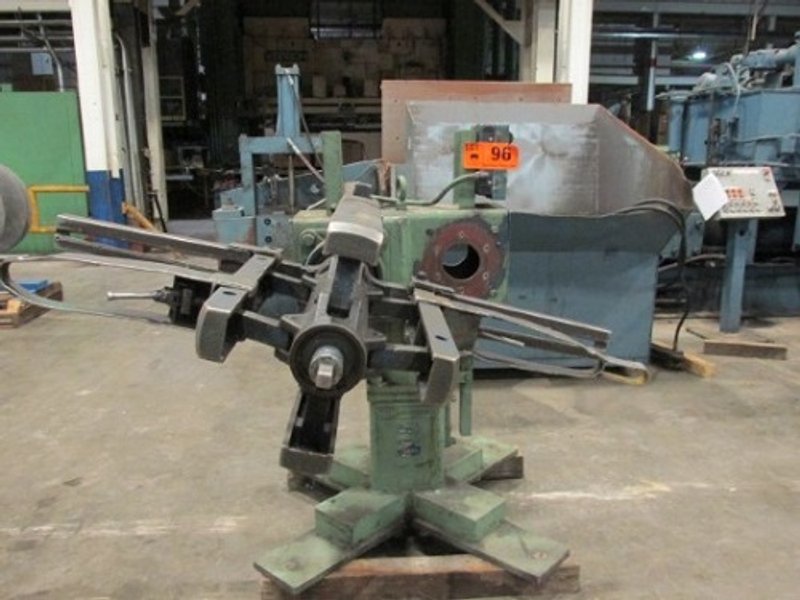 3,000 LBS. HYDRAULIC UNCOILER