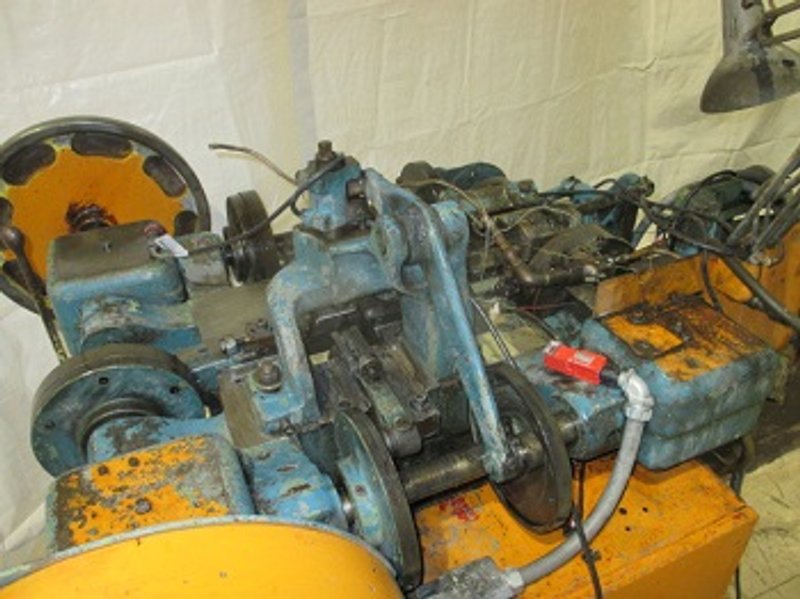 US BAIRD # 1 FOUR SLIDE MACHINE WITH WIRE STRAIGHTENER