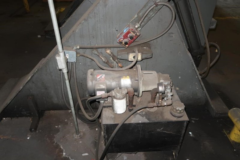 60 IN. X 60 IN. HYDRAULIC COIL UP-ENDER