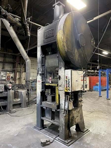 150 TON ERIE # S1-150-27-33 SSSC TRIM PRESS