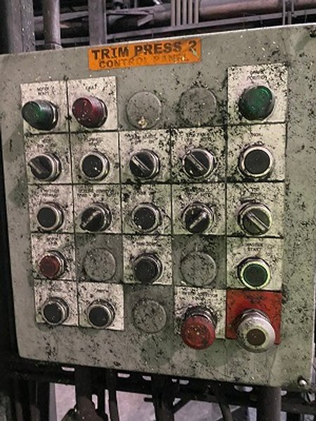 600 TON ERIE # S1-600-42X48 STRAIGHT SIDE SINGLE CRANK PRESS