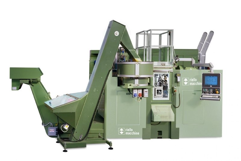 Riello Sistemi Trunnion Transfer Machine