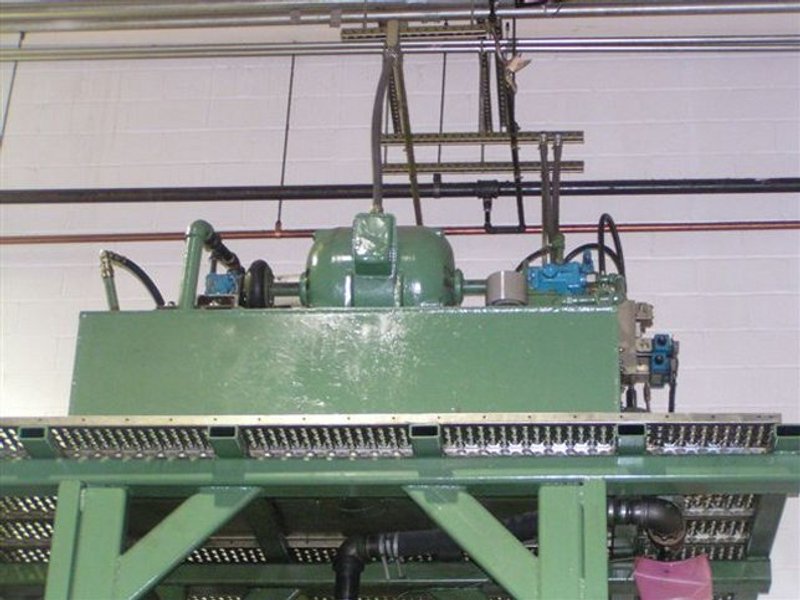 750 Ton, LOEWY, 8" Str, 54" DLO, 42" x 32.5" BA, HEATED PLATENS                   