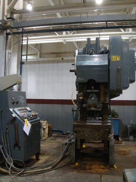 60 TON BLISS, MODEL C-60, 3&quot; STR, 15.5&quot; SH, 31&quot; X 21&quot; BA, 90-180 SPM, 1974           
