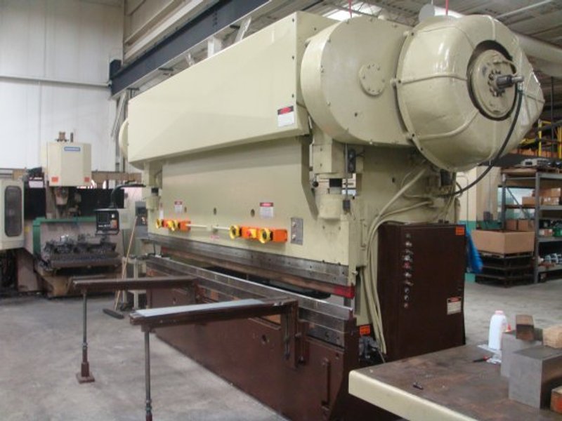 225 Ton, WYSONG 225-12, 12' BED, 12" DIE SPACE, 3" STR, 5"ADJ, 30 SPM           