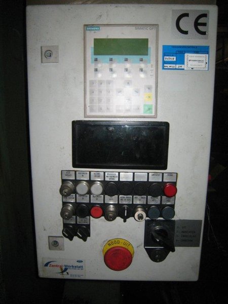 150 Ton IWK OBI PRESS, MODEL PEKRON-150-Z, 7.8" STR, 22" SH, 39" X 24.8" BA , 40 SPM