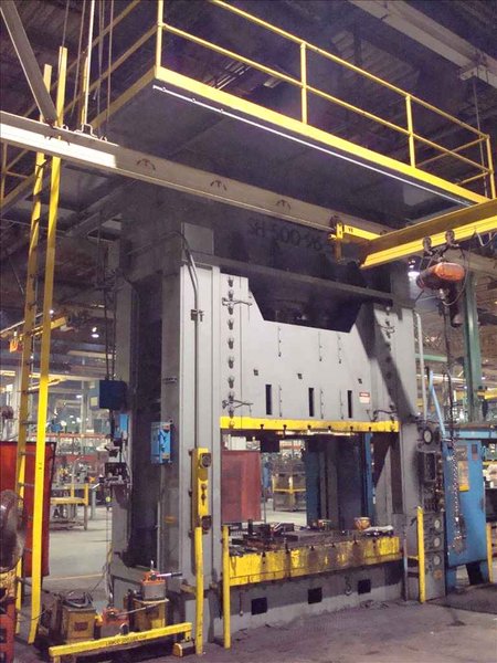 500 TON WILLIAMS &amp; WHITE SH-500-96-54, HYDRAULIC STRAIGHT-SIDE PRESS, 38" STR, 48" DLO, 96" LR X 54" FB BA, CUSHIONS, 1974