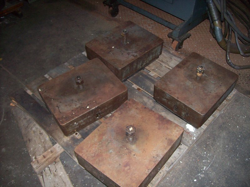 ISOLATOR PADS, 16-1/4&quot; L X 13-1/4&quot; W X 6&quot; H, (4) PADS