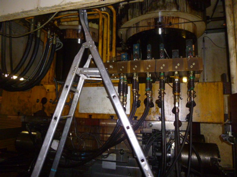 5000 TON SCHULER HYDRAULIC HYDROFORM PRESS, MODEL SHP 50000 / 3150 x 2150, 35" STR, 74" DLO, 124" LR X 84" FB SLIDE, 178" LR X 84" FB TABLE, 2002