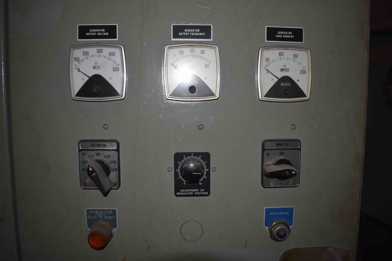 KATO A.C. GENERATOR MODEL125LR9E W/ KATO BRUSHLESS SYNCHRONOUS ALTERNATOR  MODEL 50EH94