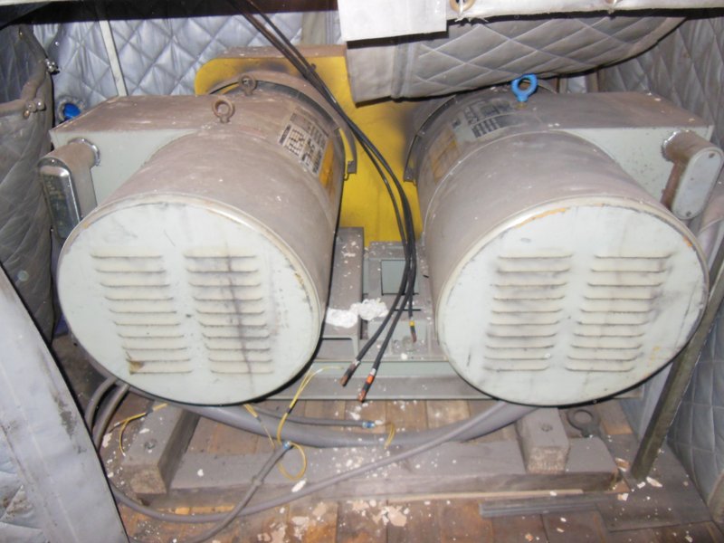 KATO A.C. GENERATOR MODEL125LR9E W/ KATO BRUSHLESS SYNCHRONOUS ALTERNATOR  MODEL 50EH94