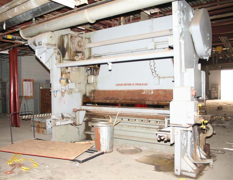 200 TON 12&#039; TON NIAGARA MECHANICAL PRESS BRAKE, MODEL N200-10-12, 4&quot; STR, 6&quot; ADJ, 12&quot; SH
