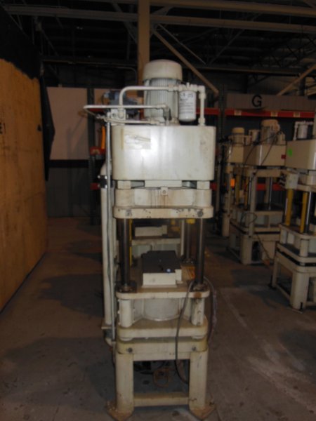 40 TON FISHER DYNAMIC UP ACTING 4 POST PRESS, 12" STR, 17" DLO, 22" X 22" BA