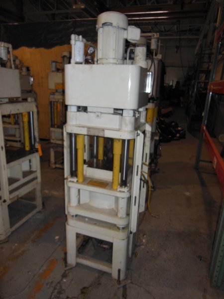 40 TON FISHER DYNAMIC UP ACTING 4 POST PRESS, 11" STR, 16" DLO, 22" X 22" BA