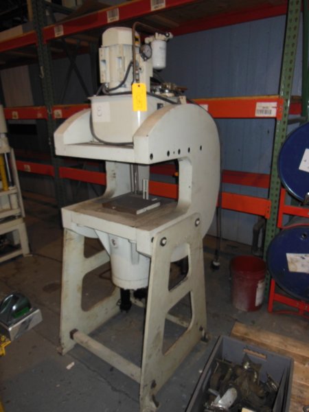 C-FRAME HYDRAULIC UP ACTING PRESS, 13" DLO, 16" THROAT