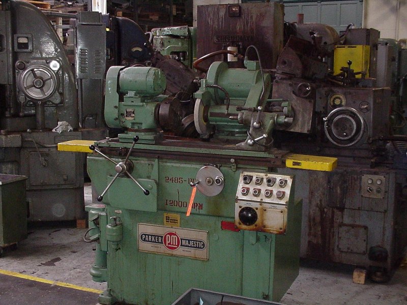 12&quot; X 16&quot; PARKER MAJESTIC ID/OD UNIVERSAL GRINDER, 10&quot; X 1&quot; X 3&quot; WHEEL SIZE, RECONDITIONED, 1968