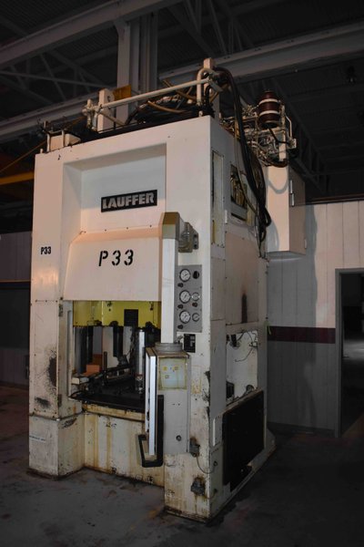 320 TON LAUFFER HYDRAULIC STRAIGHT SIDE PRESS, MODEL RPN 320, 14.5" STR, 24.8" DLO, 39" X 31" BA, 1993