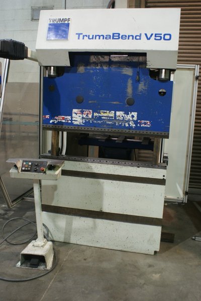 56 TON TRUMPF CNC HYDRAULIC PRESS BRAKE, MODEL TRUMABEND V50, 50" BED, 8.50" STR, 1996