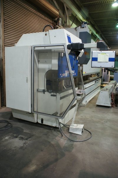 56 TON TRUMPF CNC HYDRAULIC PRESS BRAKE, MODEL TRUMABEND V50, 50" BED, 8.50" STR, 1996