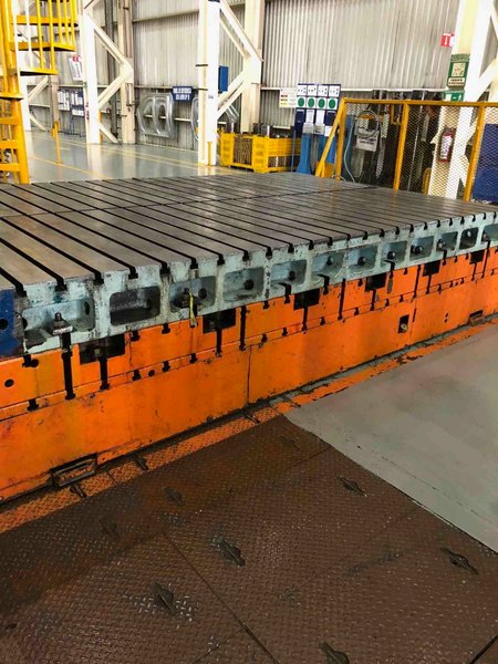 DANLY TANDEM PRESS LINE, (1) 2500/1300 TON DBL ACTION PRESS 156" LR X 102" BA, (2) 500 TON SSDC PRESSES 36" STR, 64" SH, 132" LR X 72" BA , (2) 300 TON SSDC PRESSES, 36" STR, 64" SH, 132" LR X 72" BA, ROLLING BOLSTERS