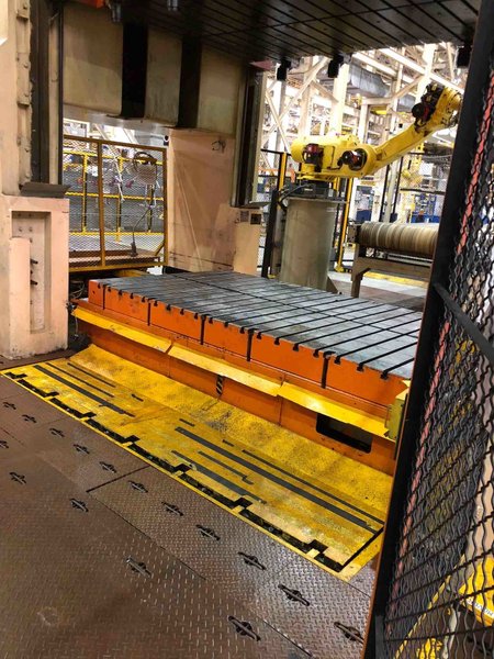 DANLY TANDEM PRESS LINE, (1) 2500/1300 TON DBL ACTION PRESS 156" LR X 102" BA, (2) 500 TON SSDC PRESSES 36" STR, 64" SH, 132" LR X 72" BA , (2) 300 TON SSDC PRESSES, 36" STR, 64" SH, 132" LR X 72" BA, ROLLING BOLSTERS