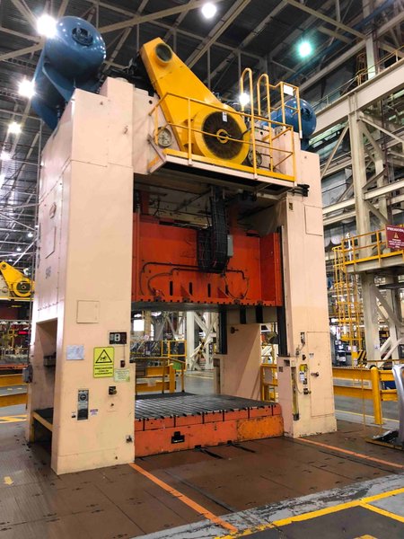 500 TON DANLY STRAIGHT SIDE DOUBLE CRANK PRESS,
MODEL SE4-500-132 X 72 QDC, 36" STR, 64" SH, 24" ADJ, 132" LR X 72" FB BA, 83" WDO, 20 SPM, ROLLING BOLSTER