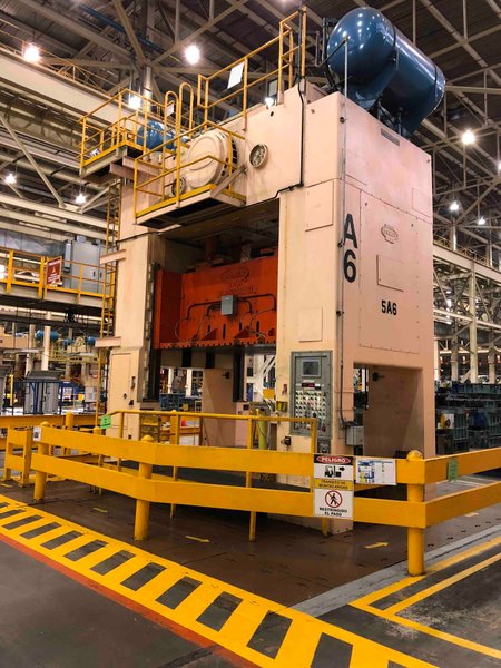 500 TON DANLY STRAIGHT SIDE DOUBLE CRANK PRESS,
MODEL SE4-500-132 X 72 QDC, 36" STR, 64" SH, 24" ADJ, 132" LR X 72" FB BA, 83" WDO, 20 SPM, ROLLING BOLSTER