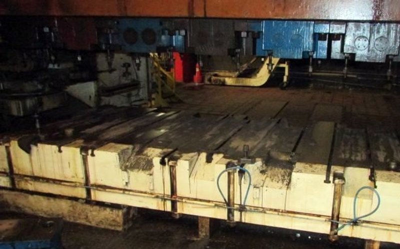 3000 TON DANLY PRESS, MODEL S2-3000-156 X 66 T.F., 16" STR, 48" SH, 156" LR X 66" FB BA, 18-25 SPM VARI, YEAR 1980