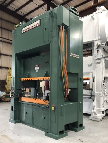 300 Ton CLEARING NIAGARA SE2-300-84-48 Straight Side Mechanical Metal Stamping Press, New 1995