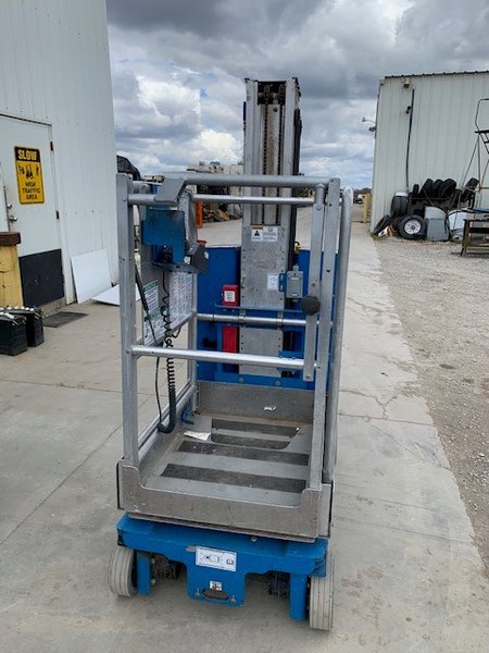 1 - PREOWNED GENIE MANLIFT, MODEL #: GR-20, S/N: GR12-22931, YEAR: 2012