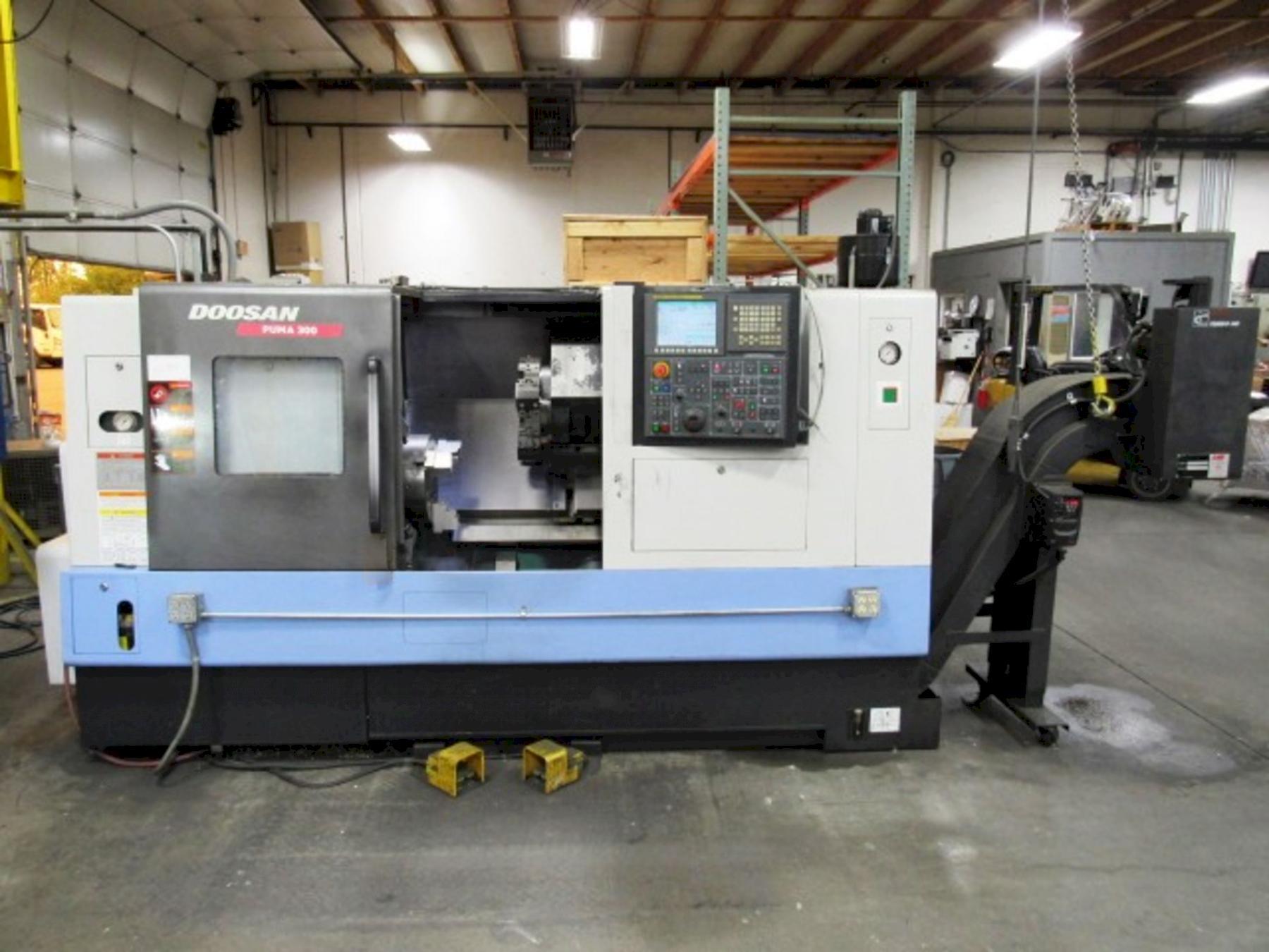 Doosan Puma 300C Used CNC Lathe For Sale - 2014
