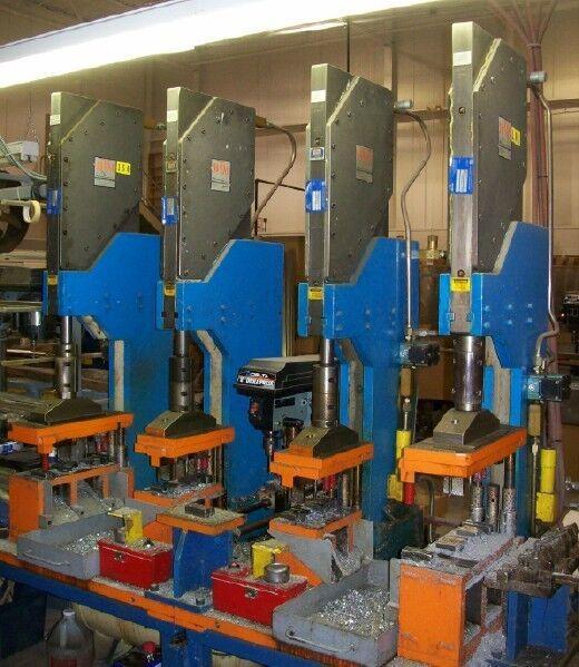 4 Ton BTM Air Powered Toggle Presses (4)