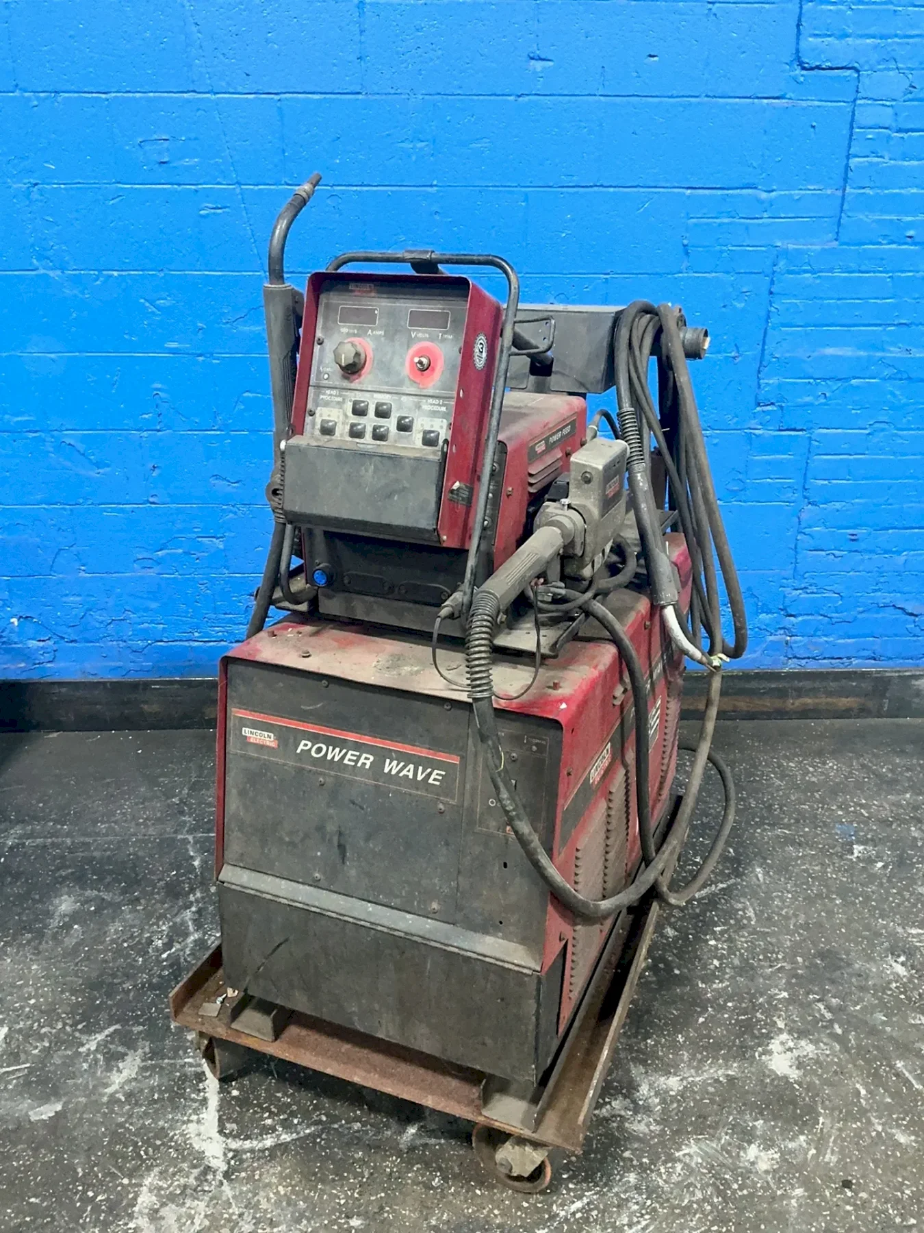 LINCOLN ELECTRIC 450 A WELDER   -  POWER WAVE 455