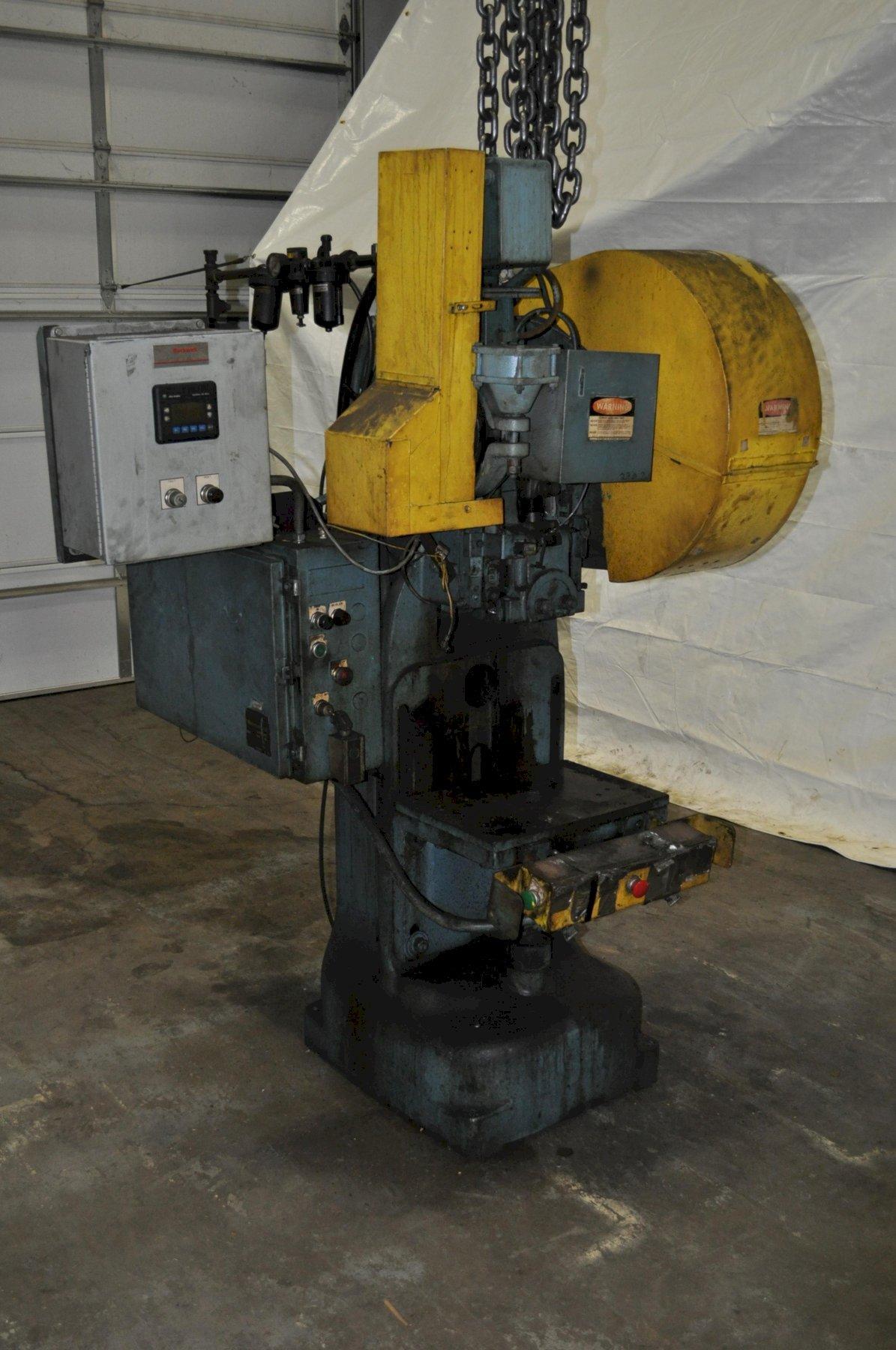 25 TON ROUSSELLE HORN PRESS