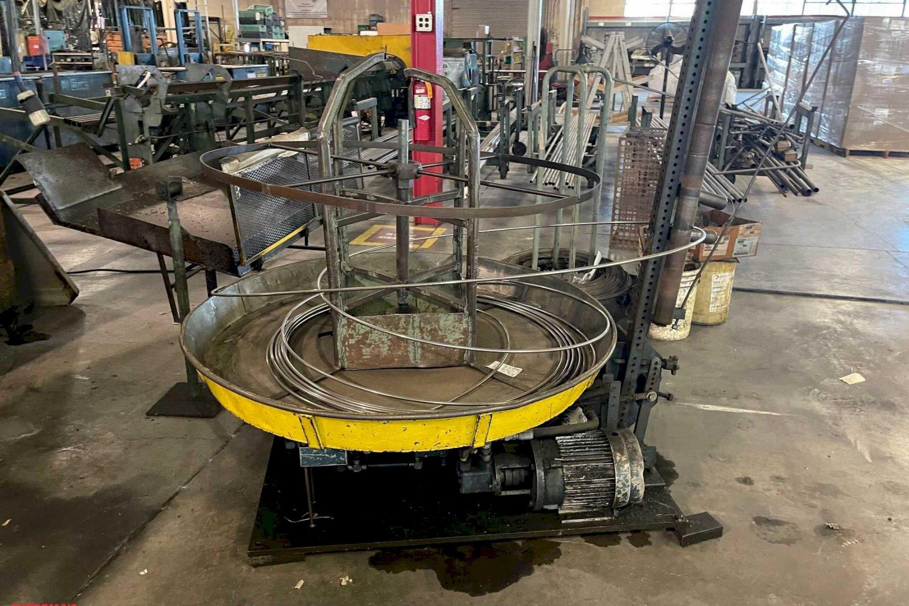 4,000 LB MOTORIZED HYDRAULIC UNCOILER. STOCK # 0956021
