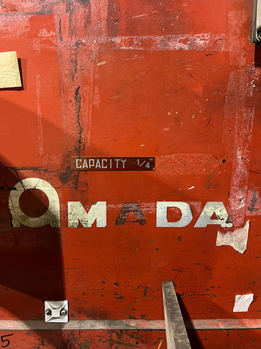 10’ x 1/4” Amada Model M3060 Mechanical Power Squaring Shear w/ FOPPBG