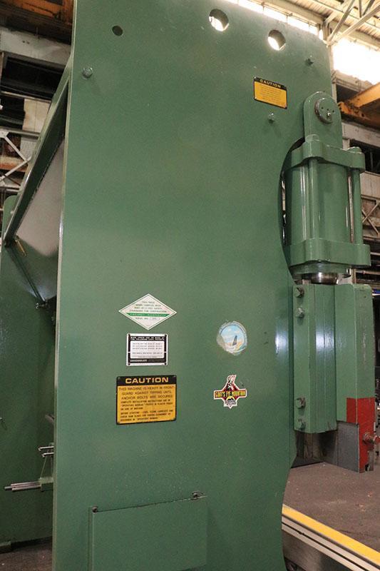 90 TON X 10' CINCINNATI HYDRAULIC PRESS BRAKE MODEL 90CBX8