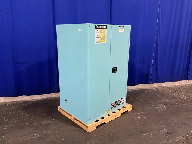 JUSTRITE 2 @ 30 GAL ACID & CORROSIVE STORAGE CABINET  -  899062