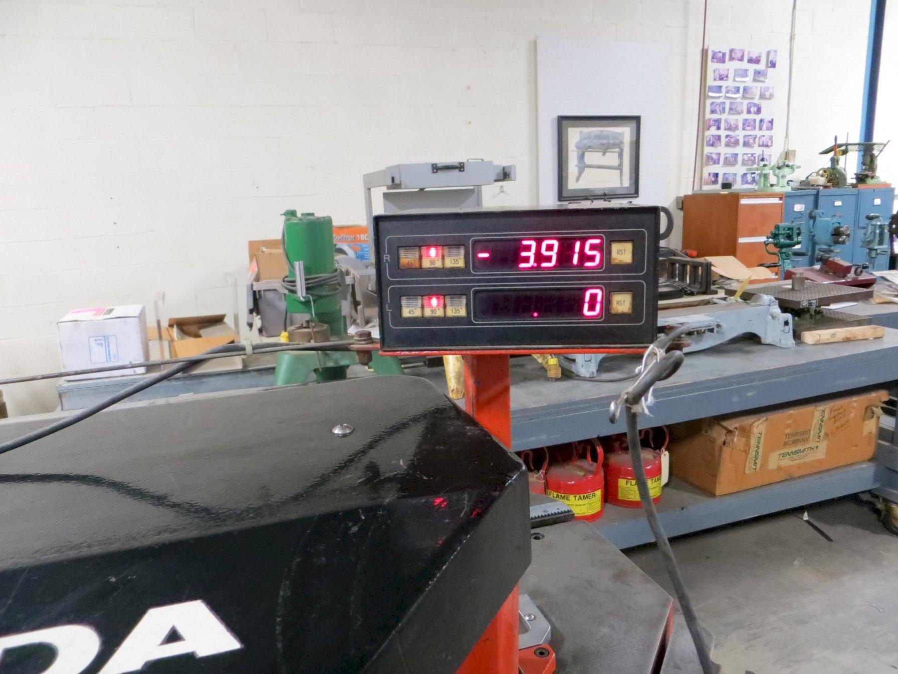 .236 x 8.66 x 8.66 Amada Hydraulic Power Notcher Model CSHW-220