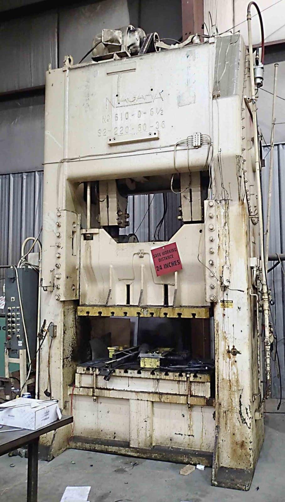 220 Ton Niagara Model S2-220-60-36 Straight Side Press- 36″ x 60″ Bed, 12″ Stroke, 23″ Shut