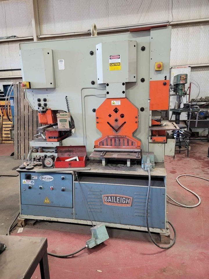 132 Ton Baileigh SW-132 Hydraulic Ironworker-2009, Tooling Included