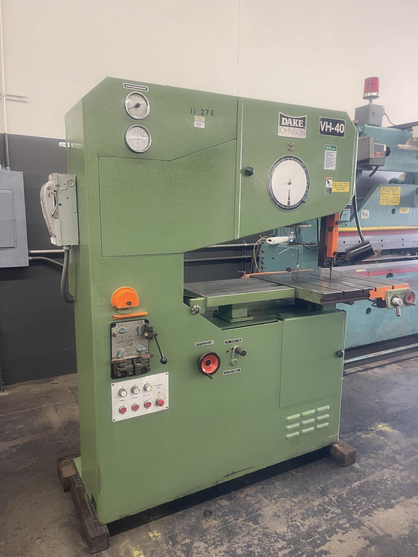 DAKE VH-40 VERTICAL BANDSAW VARIABLE SPEED WITH BLADE WELDER