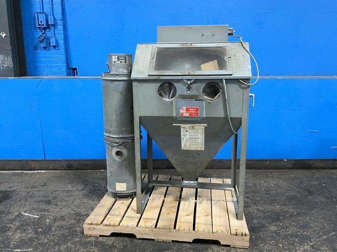 TRINCO 18” X 36” BLAST CABINET   -  36/BP